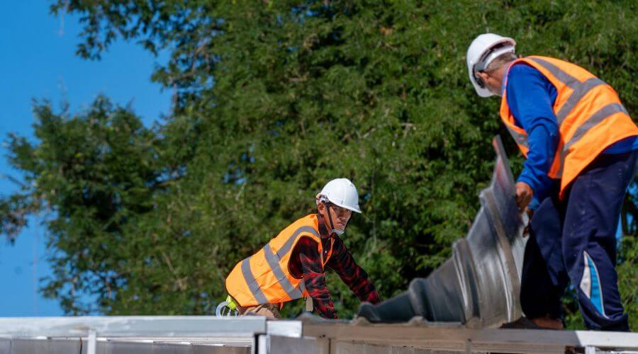 Professional Flat Roofing Installation in Clinton, OH